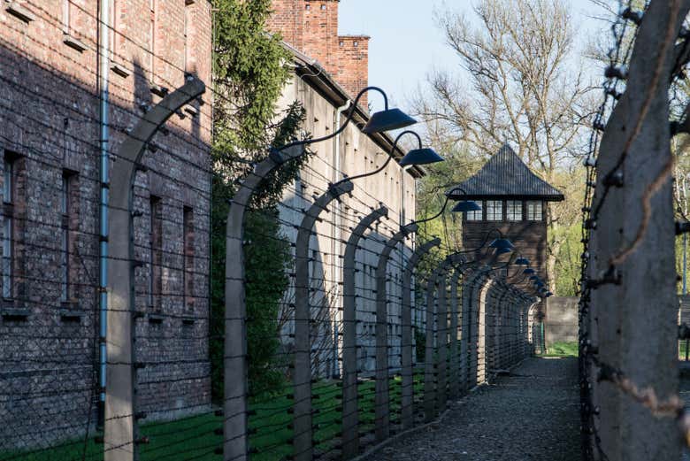 Recorriendo el campo de concentración de Auschwitz