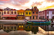 Paseo en barco moliceiro por Aveiro