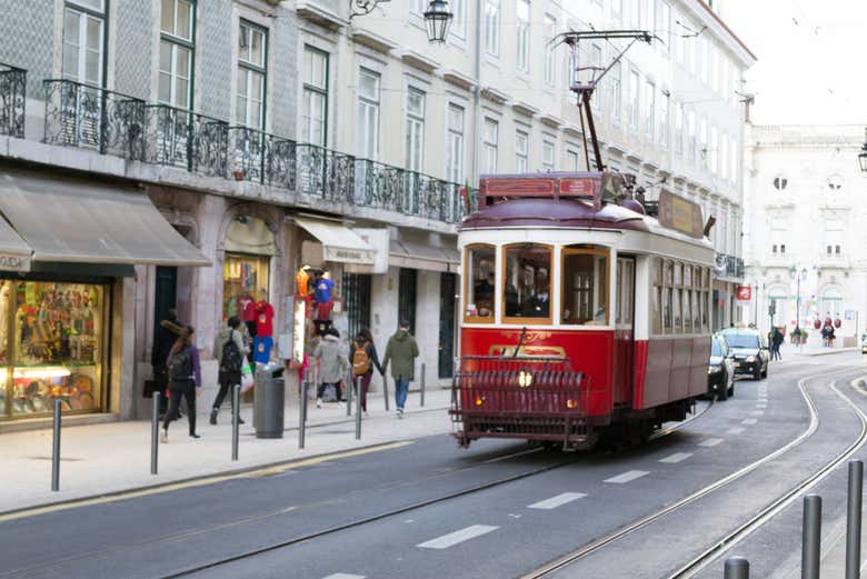 lisbon tramcar tour