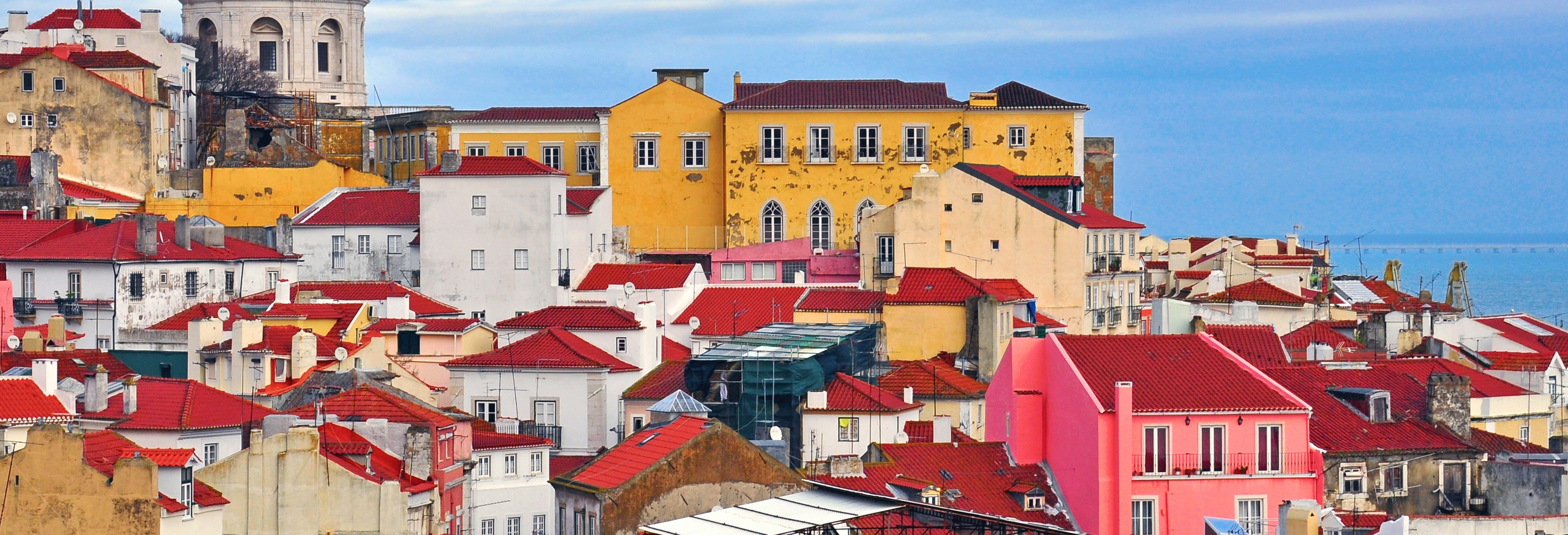 Tour do fado por Lisboa + Espetáculo com aperitivo
