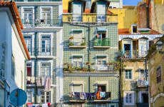 Tour por Mouraria + Aperitivo y espectáculo de fado