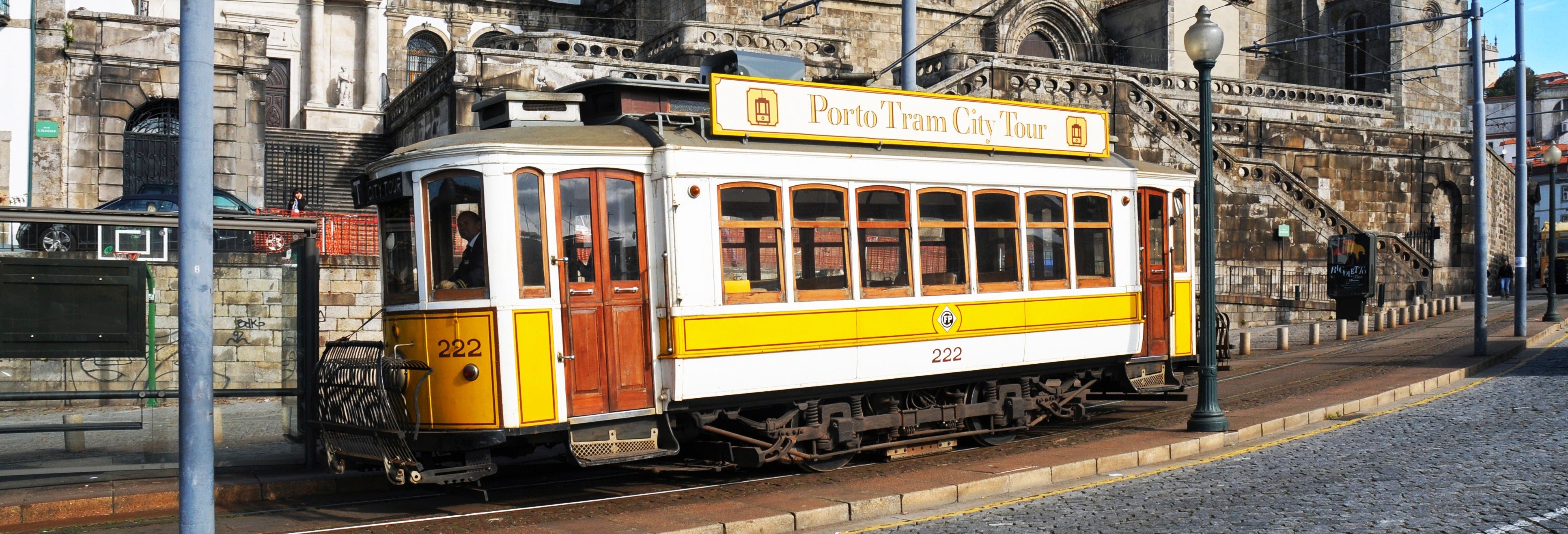 Autobús y tranvía turístico de Oporto + Funicular dos Guindais