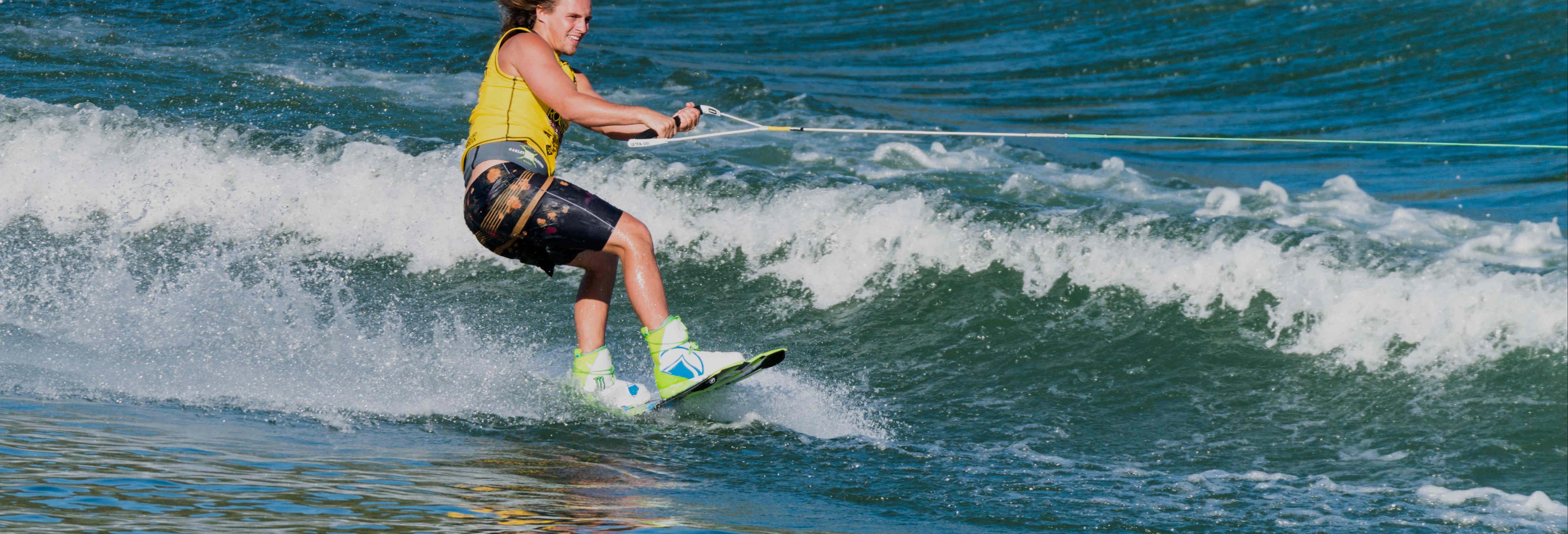 Esqui aquático ou wakeboard em Vilamoura