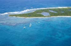Excursión a Icacos en catamarán