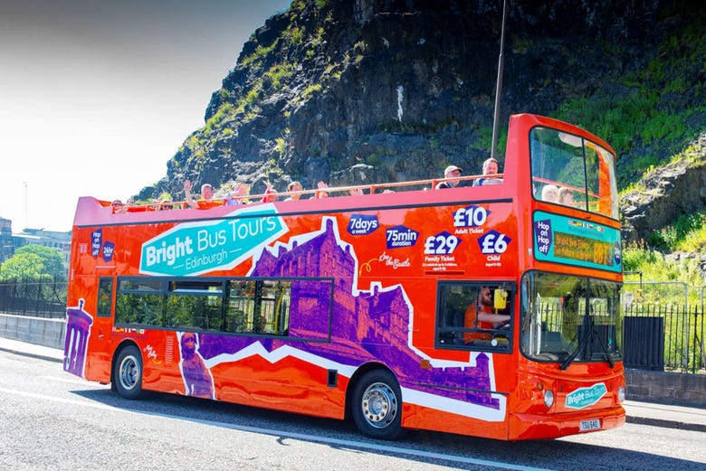 Autobus turistico di Edimburgo