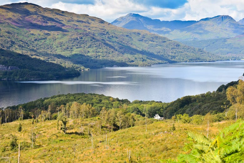 Loch Lomond, dans la région écossaise des Highlands