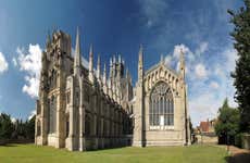 Ingresso da Catedral de Ely