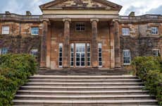 Entrada a los jardines del castillo de Hillsborough