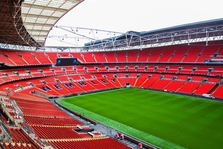 Tour of Wembley Stadium in London - Book Online at Civitatis.com