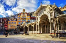 Tour privado por Karlovy Vary con guía en español