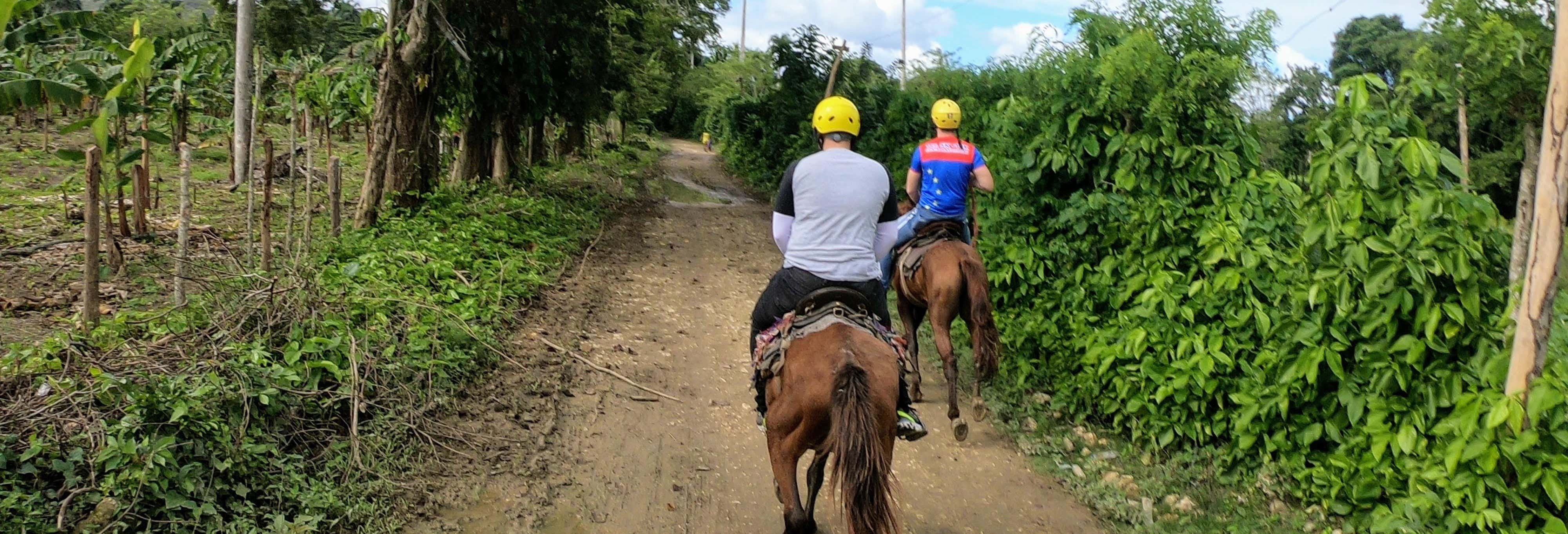 Passeio a cavalo por Jamao al Norte