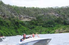 Location de bateau à moteur sur la rivière Chavón