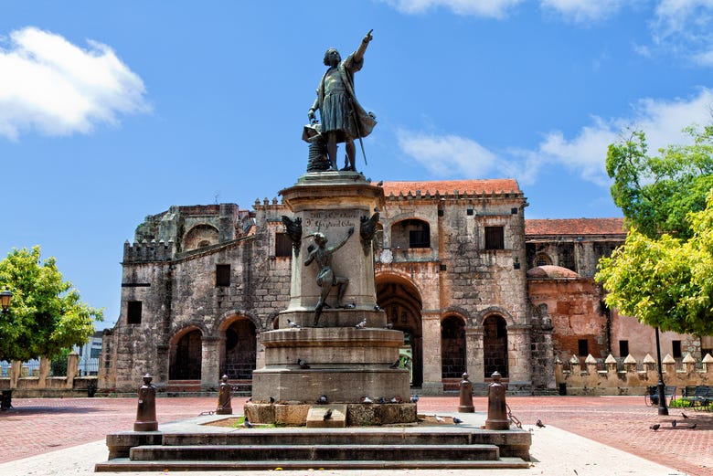 Statue of Columbus in Santo Domingo