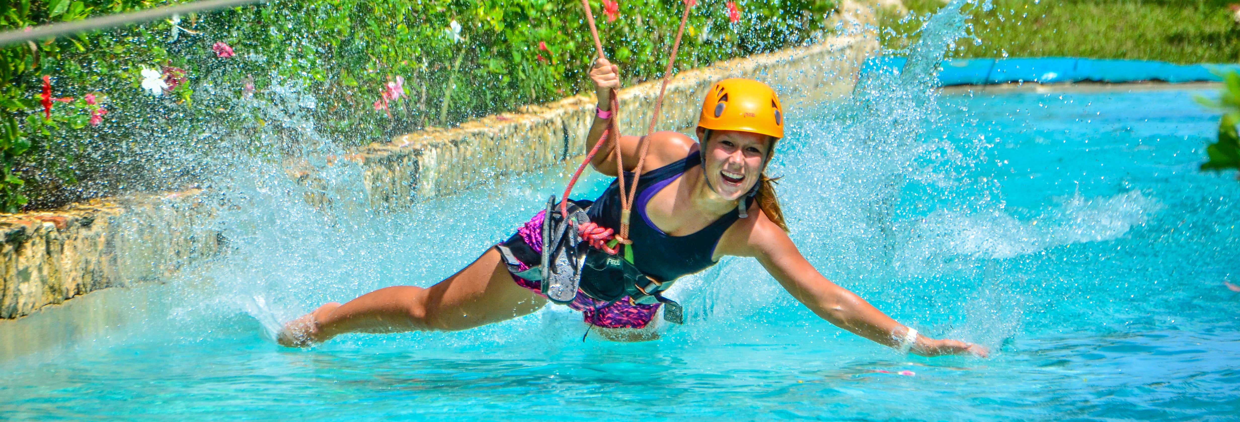 Entrada al Bavaro Adventure Park desde Punta Cana