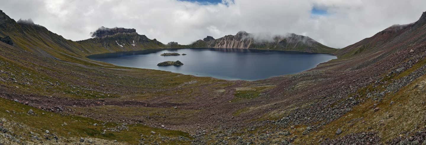 Excursión en helicóptero al volcán Khangar