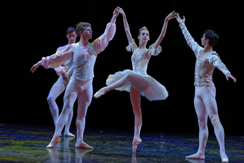 St Petersburg Ballet performing Swan Lake