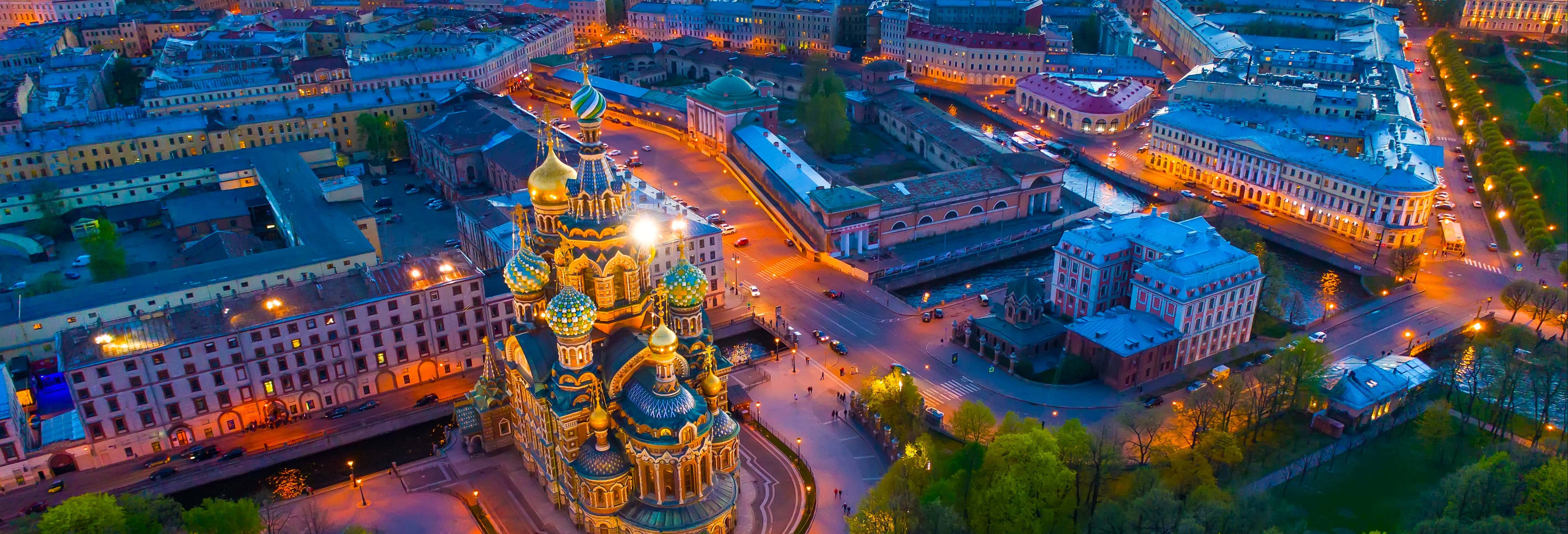Tour nocturno por San Petersburgo