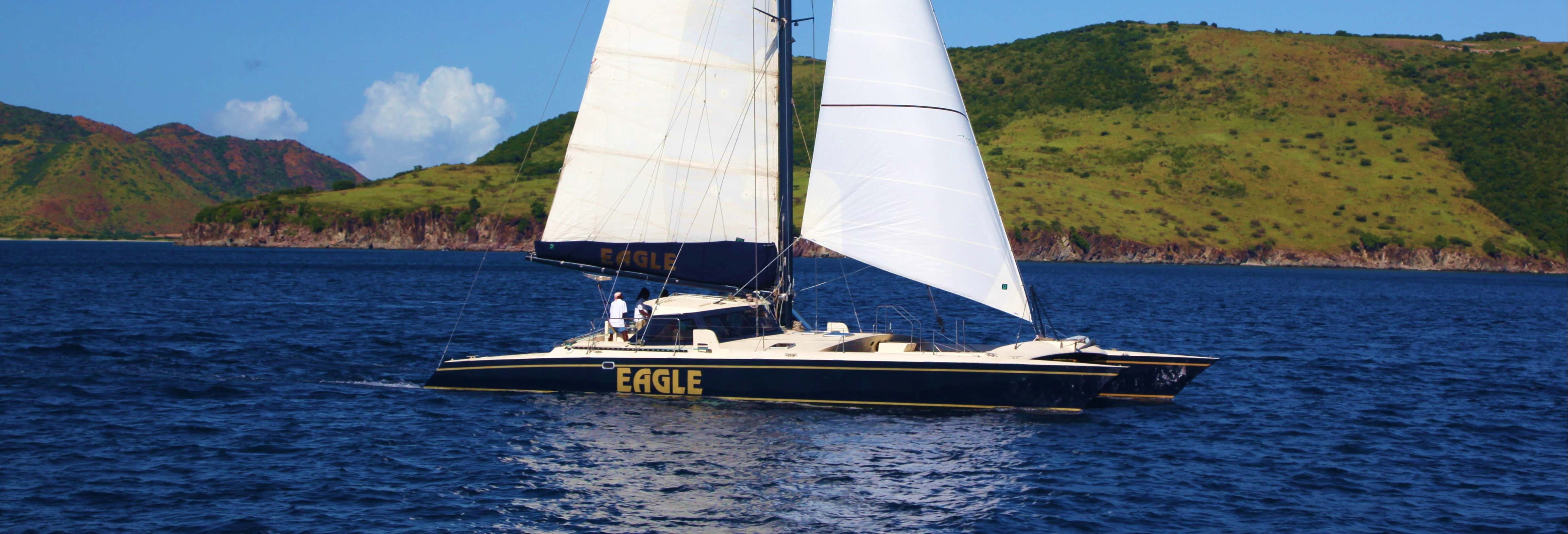 Balade en catamaran au coucher de soleil avec snorkeling