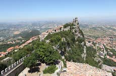 Trekking lungo il sentiero della Rupe
