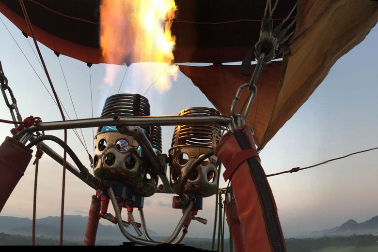 Hot air balloon ride in Dambulla