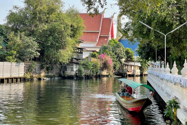 Giro in barca lungo i canali di Bangkok