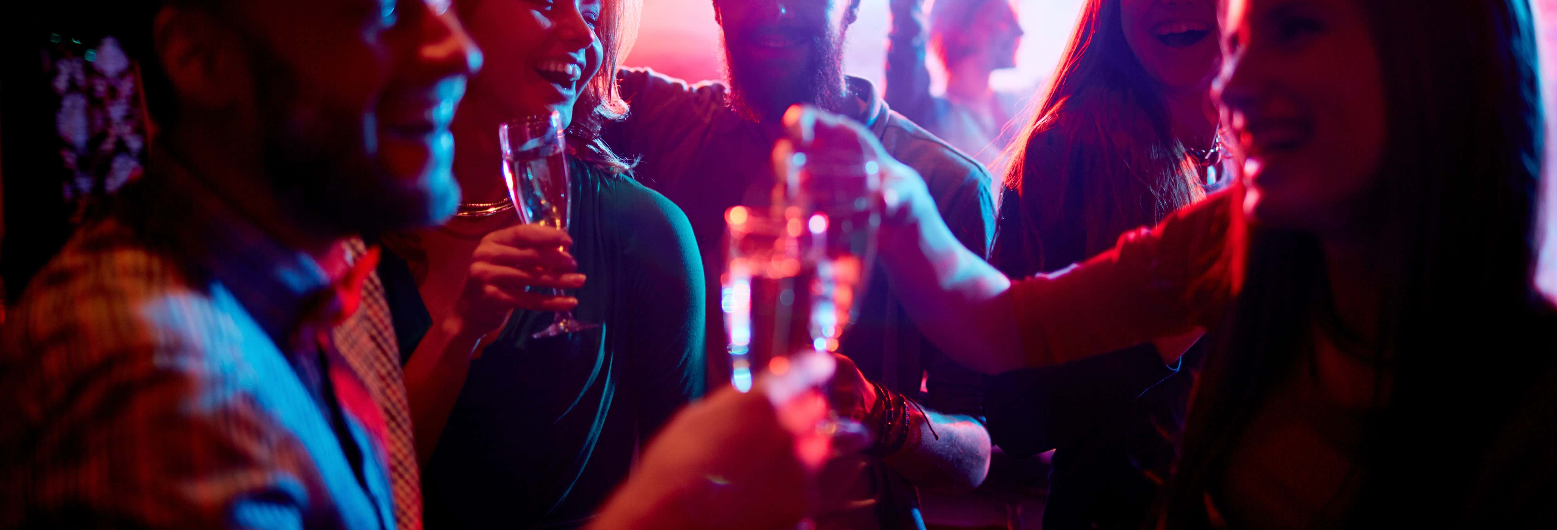 Pub Crawl ¡Tour de fiesta por Bangkok!