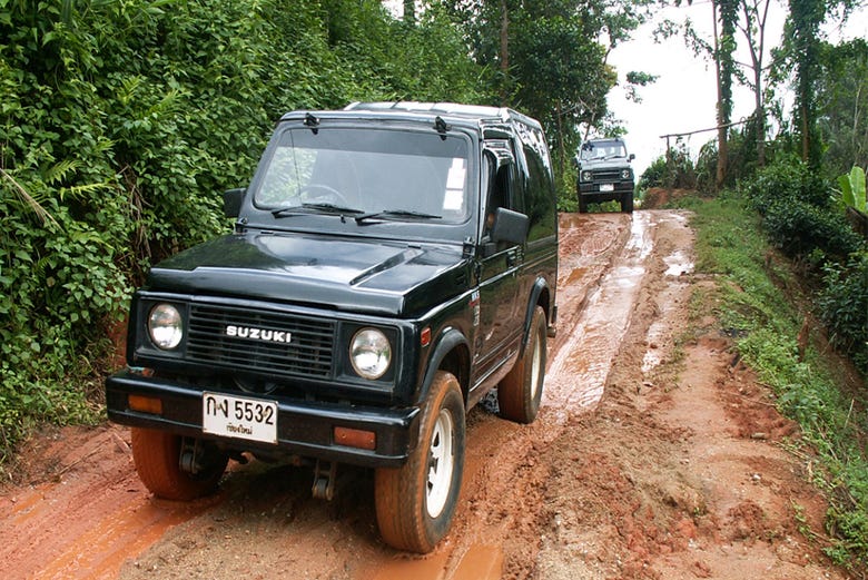 Exploring the area around Chiang Mai by 4x4 Jeep