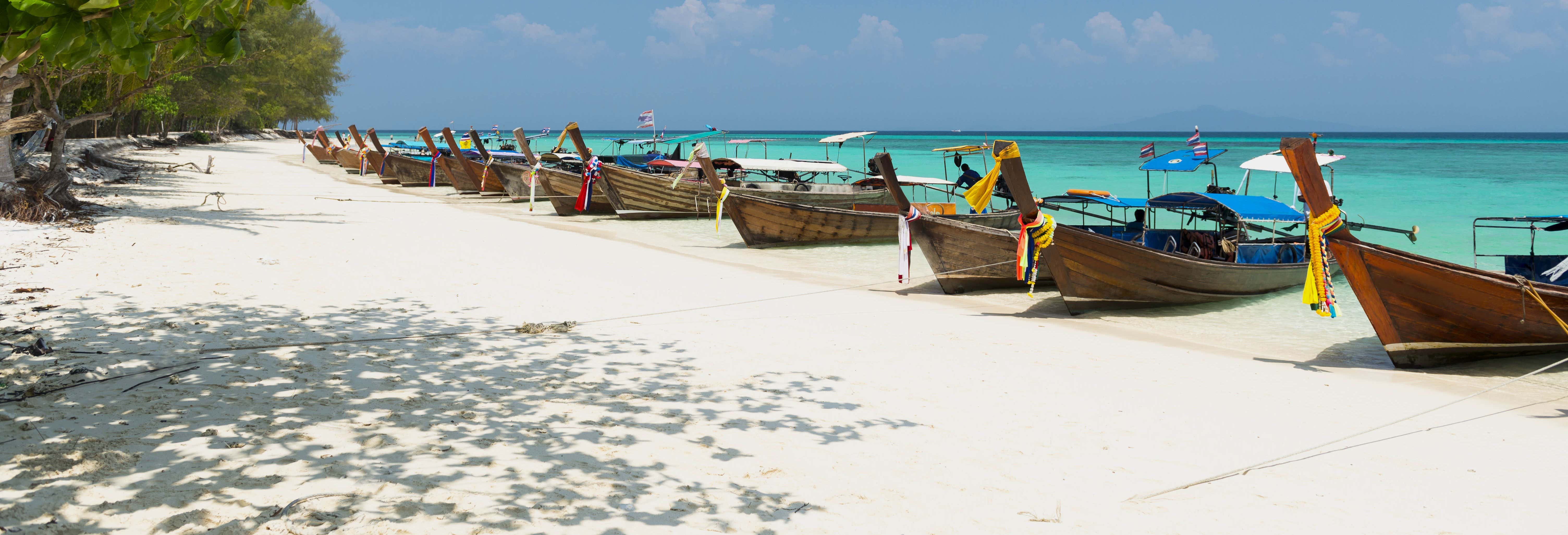 Excursão às ilhas Phi Phi de lancha