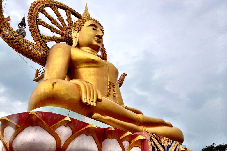 Le grand bouddha à Wat Phra Yai