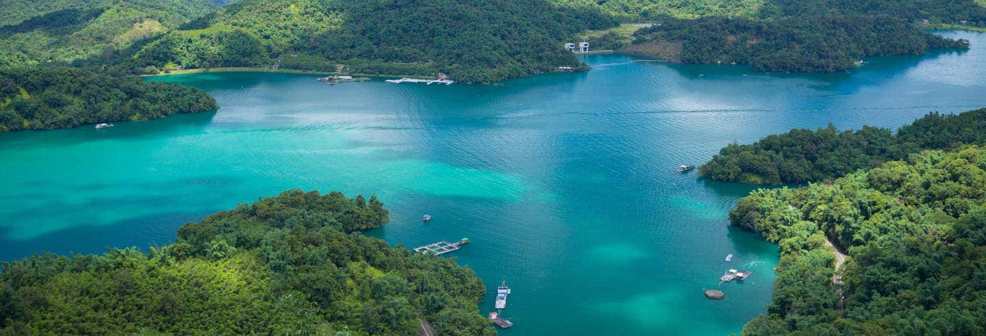 Taipei To Sun Moon Lake 2 Day Trip Book Online At Civitatis Com