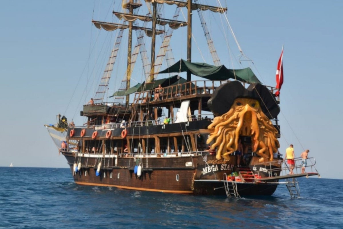 pirate ship trip turkey