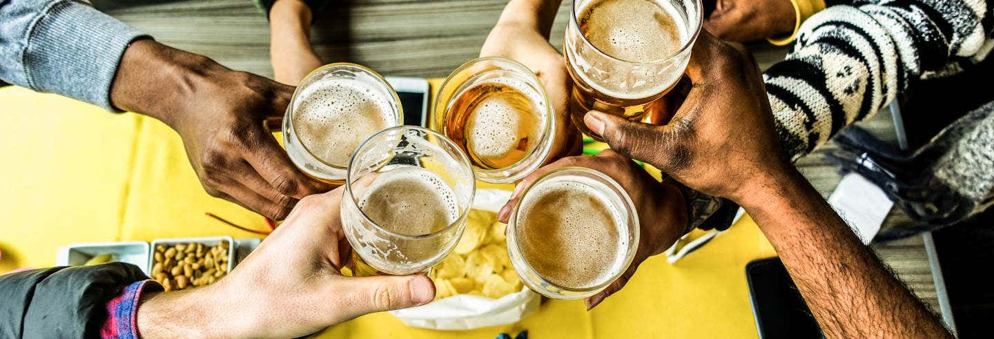 Pub Crawl ¡Tour de fiesta por Esmirna!
