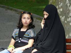 Mãe e filha no Parque Gulhane