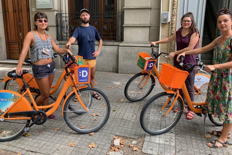 Recorriendo Montevideo en bicicleta