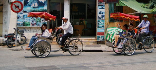 hanoi rickshaw tour