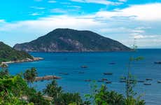 Excursión a la isla Cham en lancha rápida